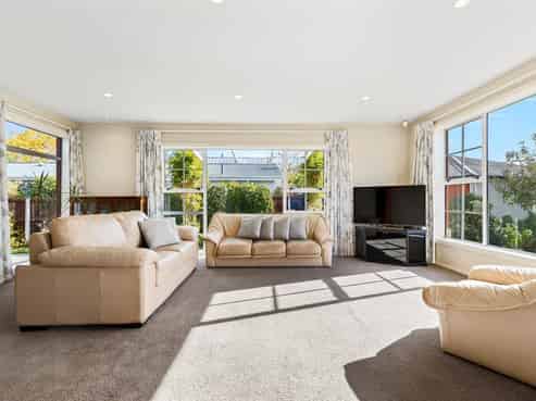 24 Raxworthy Street, Ilam