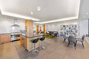 9C/2 St Martins Lane, Grafton