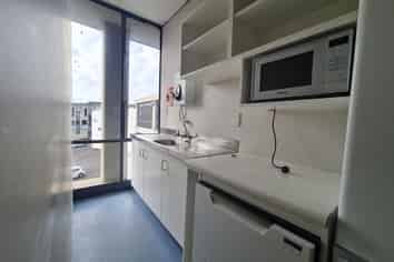 Secure Office - 5 Carparks