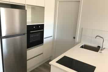 140 Aviemore Drive, Highland Park