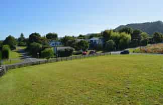 2 Honoiti Ranapiri Pl, Manakau