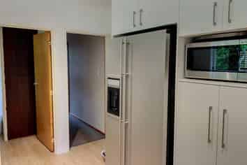 36 Wyoming Avenue, Murrays Bay