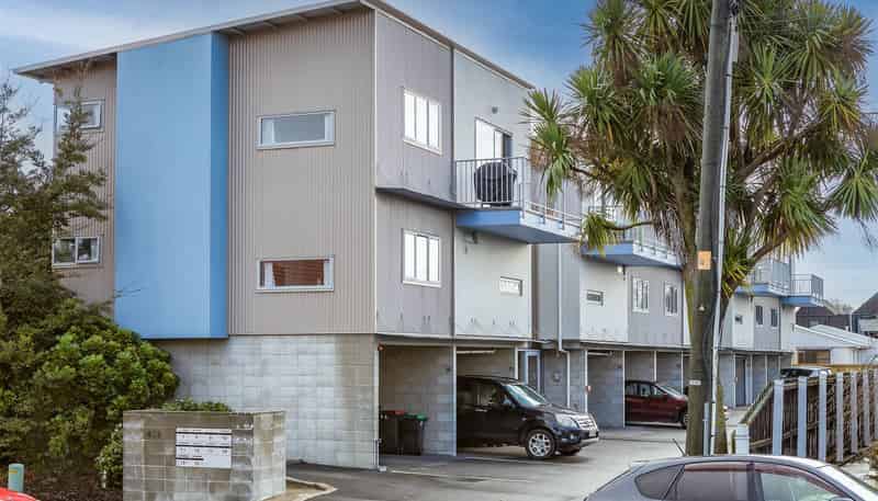 16/443 Cashel Street, Linwood