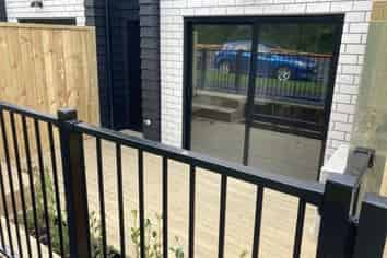 2/14 Ruakiwi Road, Hamilton Lake