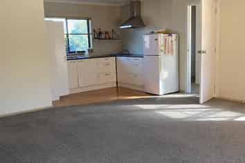 47 Somerton Drive, Huntington