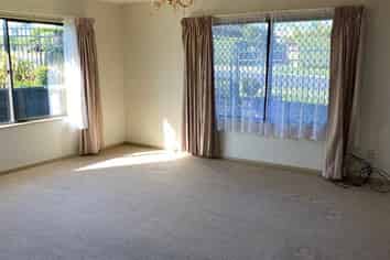 47 Somerton Drive, Huntington