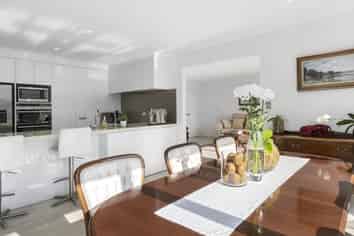 77 Westmorland Rise, Bethlehem