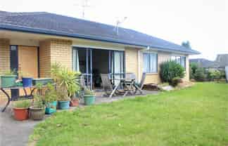 27 Milson Dr, Papakura