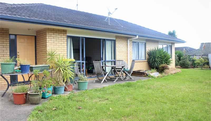 27 Milson Dr, Papakura