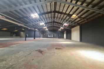 Large Newmarket Warehouse