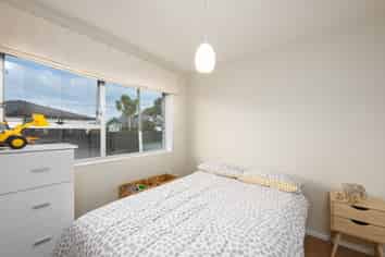 3/9A Avonhead Road, Avonhead