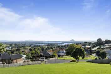 17 Holcombrooke Lane, Welcome Bay