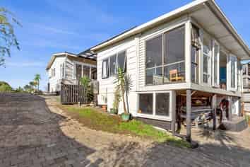 3 Te Hutewai Road, Raglan