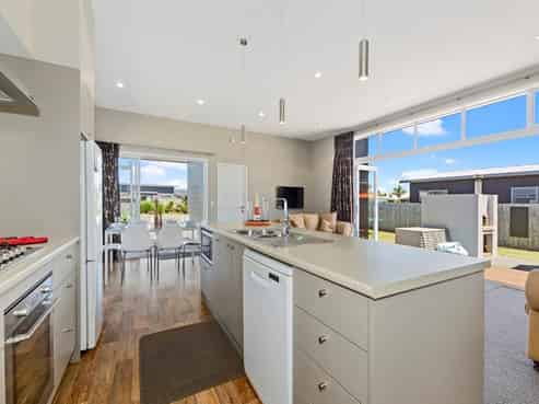 17 Seabreeze Road, Mangawhai Heads