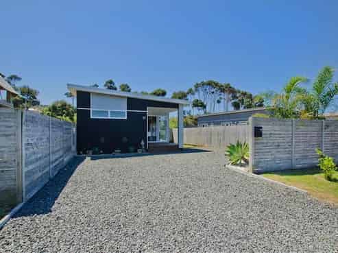 17 Seabreeze Road, Mangawhai Heads
