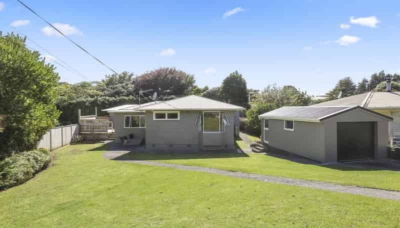 25 Blagdon Road, Blagdon