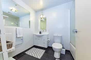 126/287 Onehunga Mall, Onehunga