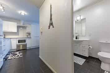 126/287 Onehunga Mall, Onehunga