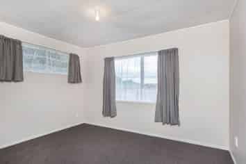 62 Forest Hill Road, Henderson