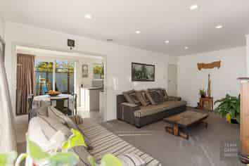 38 Yearsley Place, Manurewa