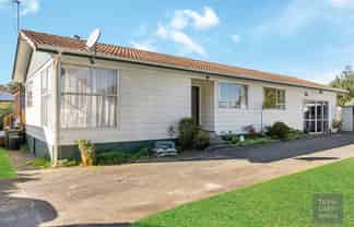 38 Yearsley Place, Manurewa