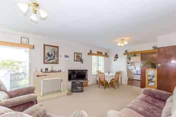 62 Ocean View Road, Northcote