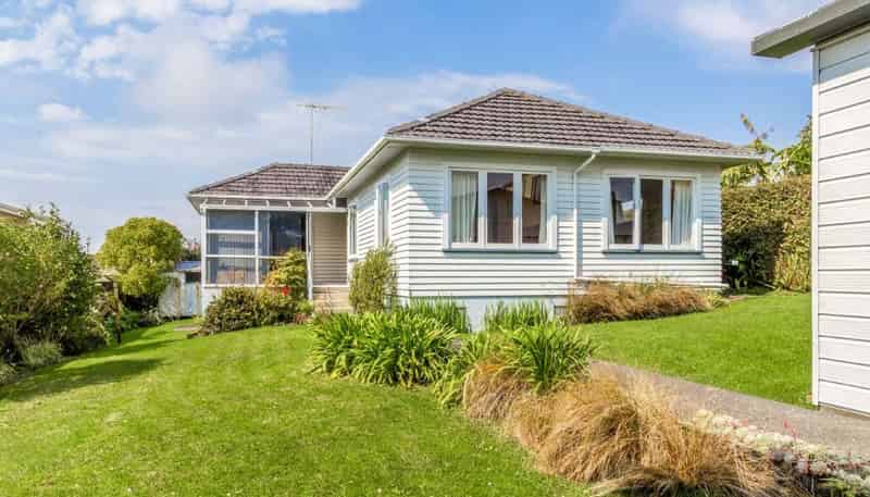 62 Ocean View Road, Northcote