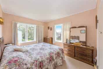 62 Ocean View Road, Northcote