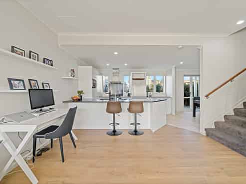 50/218 Green Lane West, Epsom