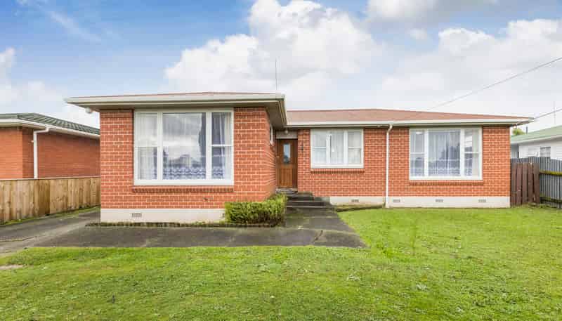 18 Ronberg Street, Palmerston North Central