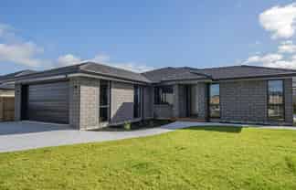 5 Olney Court, One Tree Point