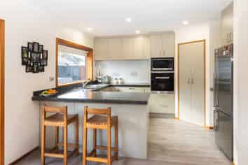 1A Ludecke Place, Upper Riccarton