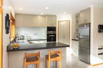 1A Ludecke Place, Upper Riccarton