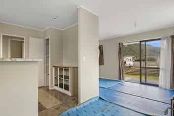 2 Tania Crescent, Western Heights