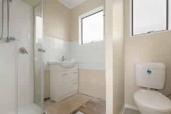 2 Tania Crescent, Western Heights