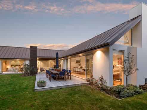 60 Glen Oaks Drive, Northwood