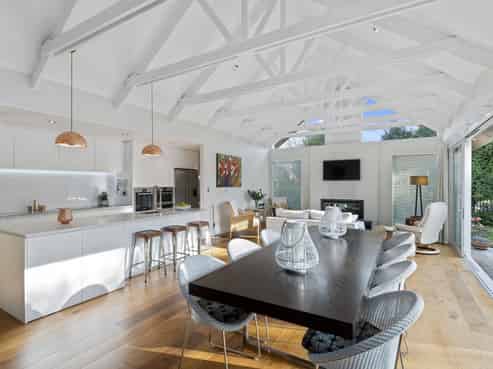 60 Glen Oaks Drive, Northwood