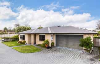 1/35 Huia Street, Hilltop