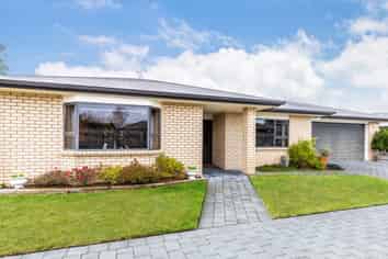 1/35 Huia Street, Hilltop