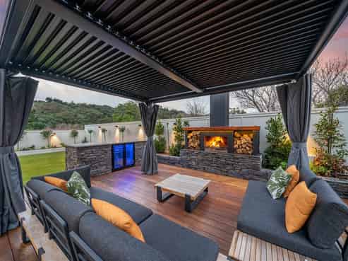 18 Mary Huse Grove, Manor Park