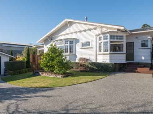 1/11a Brougham Street, Nelson South