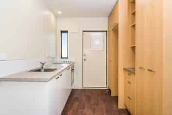 42/437B Albany Highway, Albany