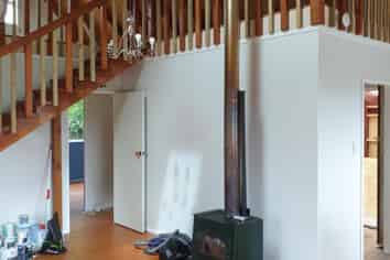 18 Simcox St, Otaki Beach