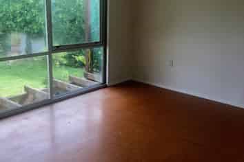 18 Simcox St, Otaki Beach