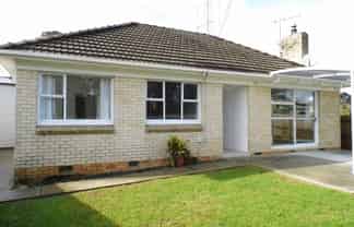 128 Portage Road, New Lynn