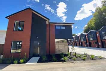 61 Albert Street, Hamilton East