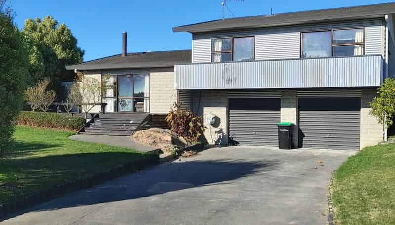 25 Ryan Crescent, Greenmeadows