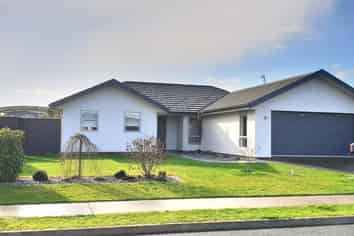 9 Mary Newton Place, Brightwater