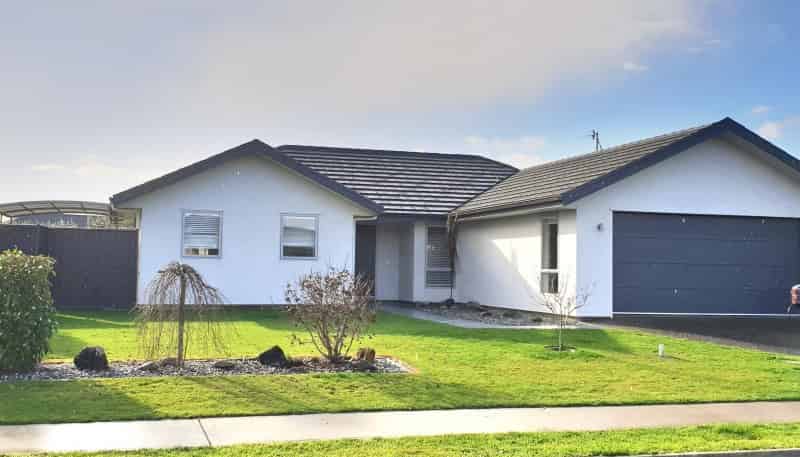 9 Mary Newton Place, Brightwater