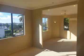 1 San Angelo Court, Henderson